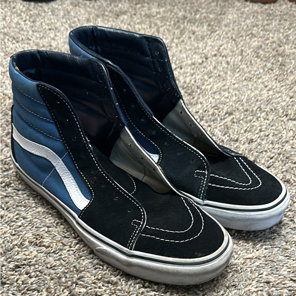 Vans - Picture 3 of 3
